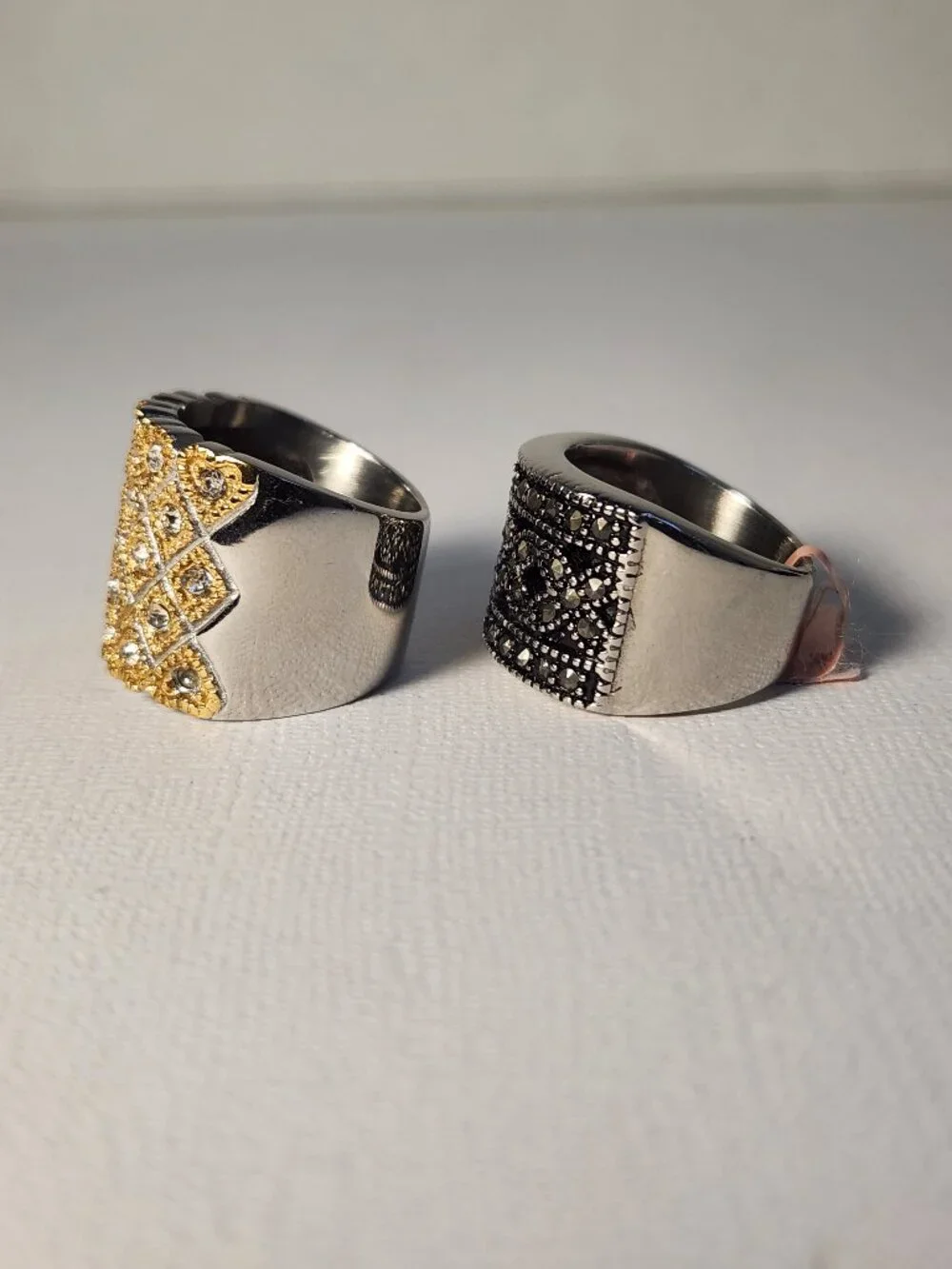 NWT Set of Gold Quilted Pavé + Black Marcasite Wide Band Ring Bundle Size 6 - Picture 1 of 10